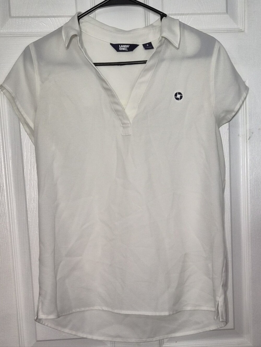 Lands' End Cream Short-Sleeve Blouse with Chase Logo Sz 6